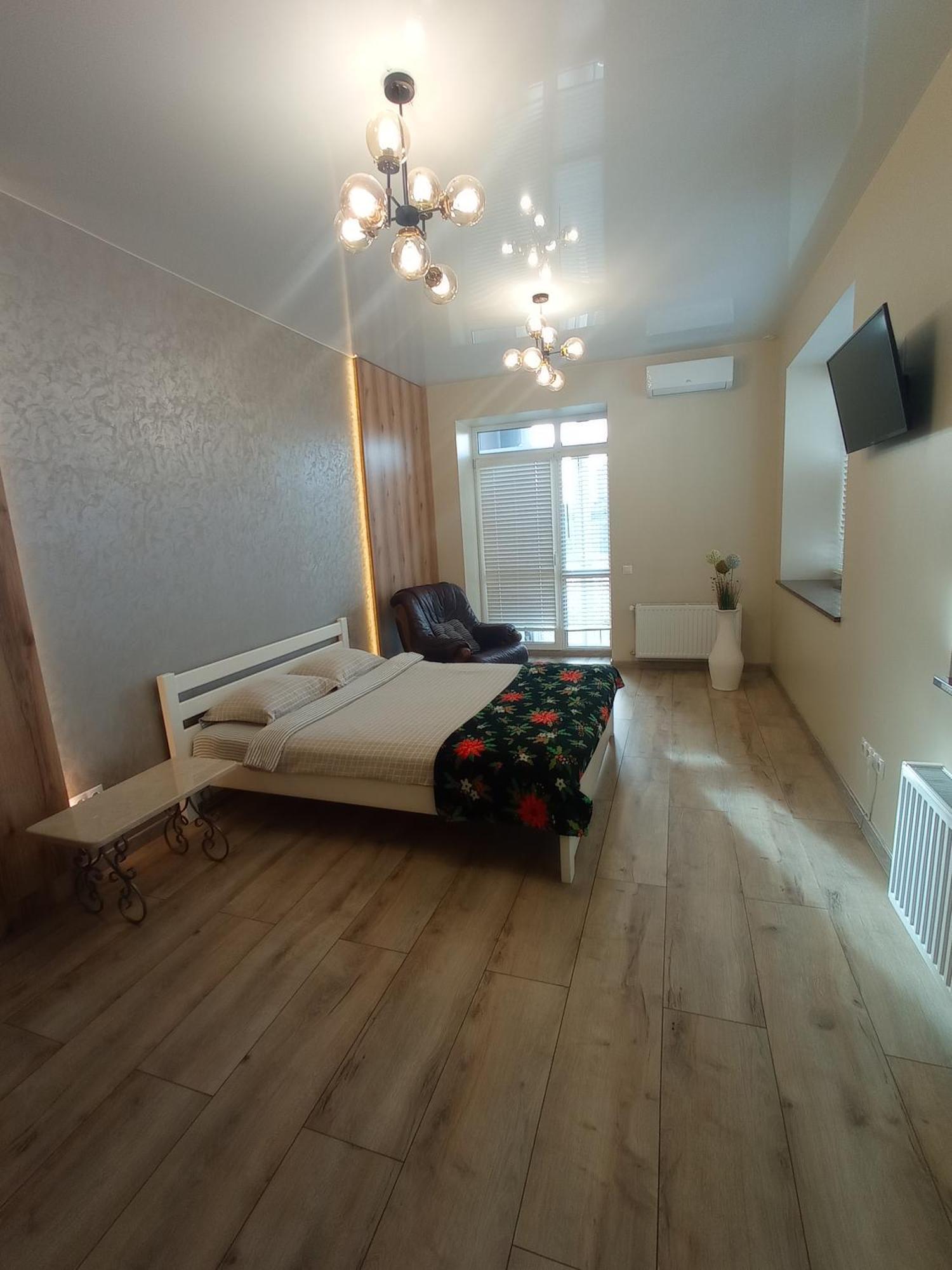 Lux Apartment & Центр,Жк Театральний Rivne Ngoại thất bức ảnh